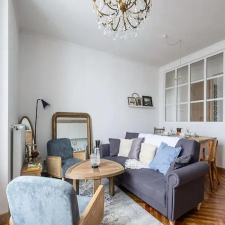 For 6 People Apartment *
